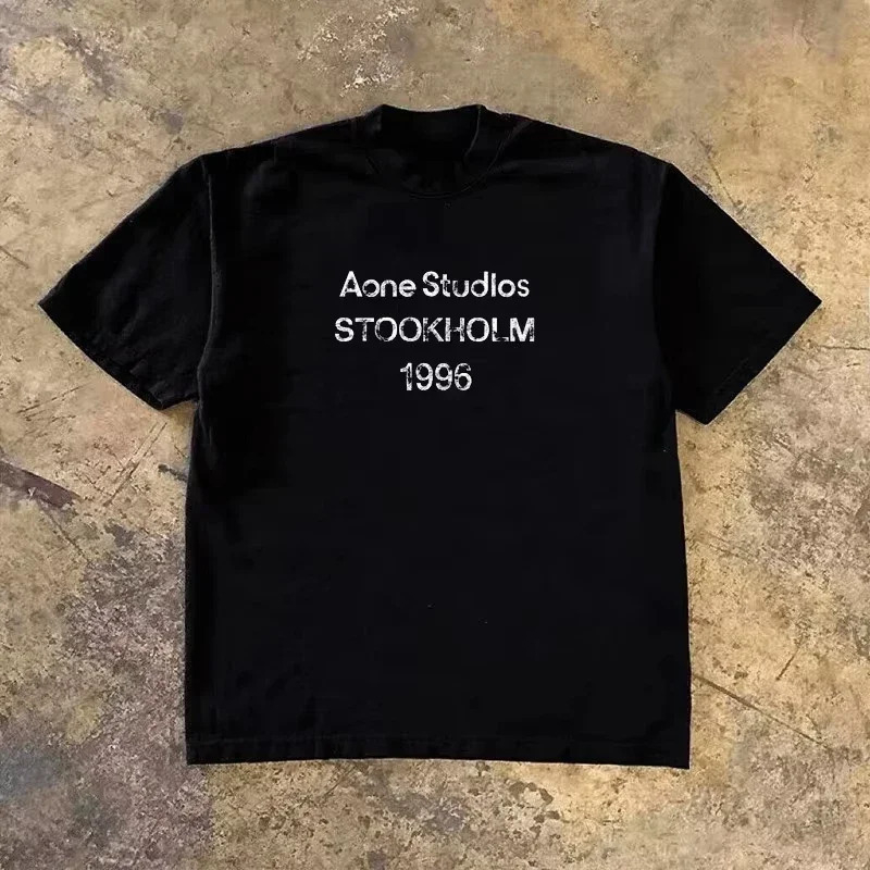 Streetwear Brand Graphics - Klassisches Logo STOCKHOLM 1996 Verwaschenes Luxus-Minimalismus-Marken-T-Shirt